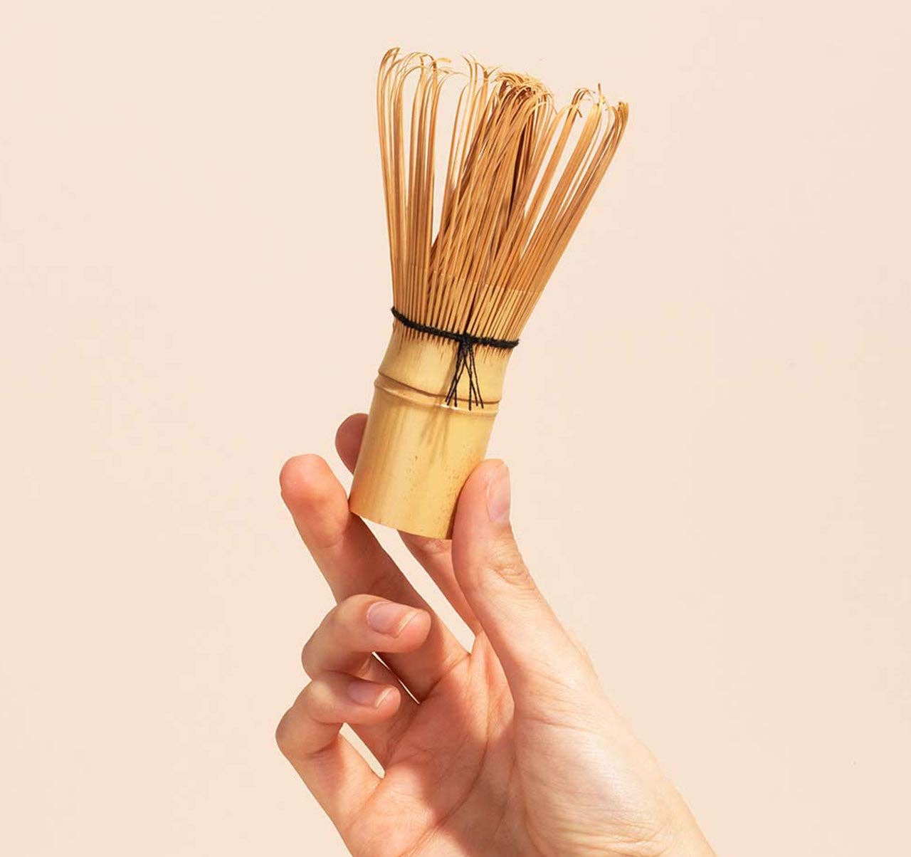 fouet en bambou pour préparation du matcha